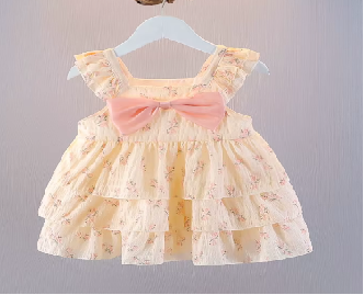 Rochiță elegantă galben pastel cu volănașe și fundă roz