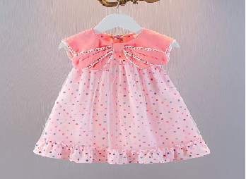 Rochiță roz cu buline colorate și fundiță